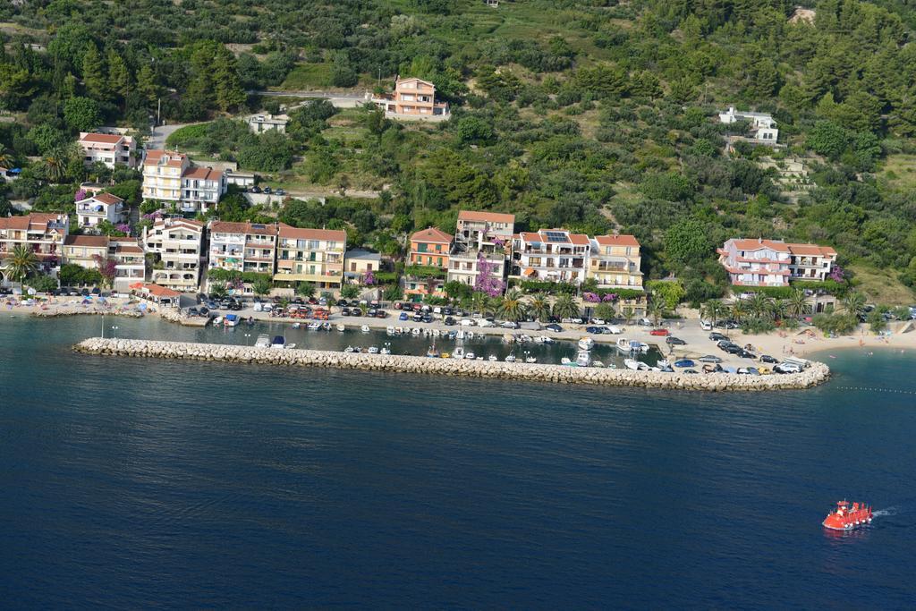 Apartments Waterfront Ivan Подгора Номер фото