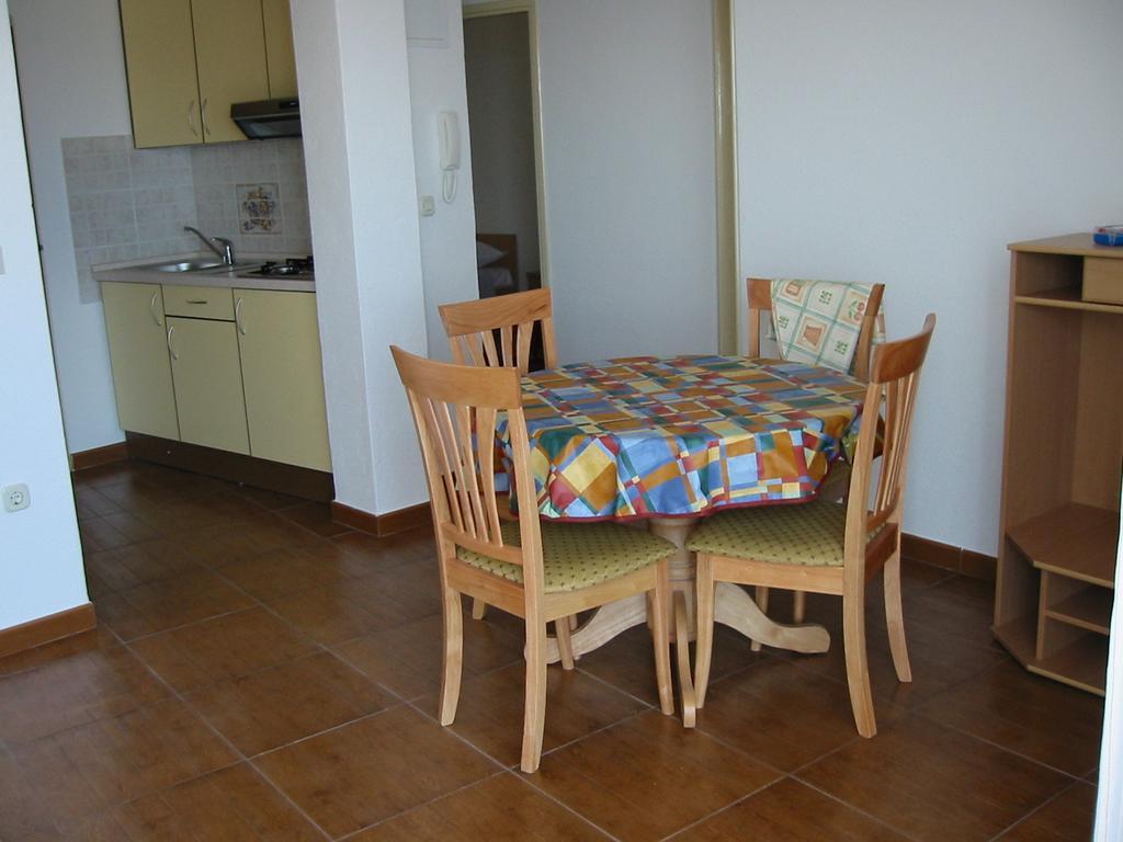 Apartments Waterfront Ivan Подгора Номер фото